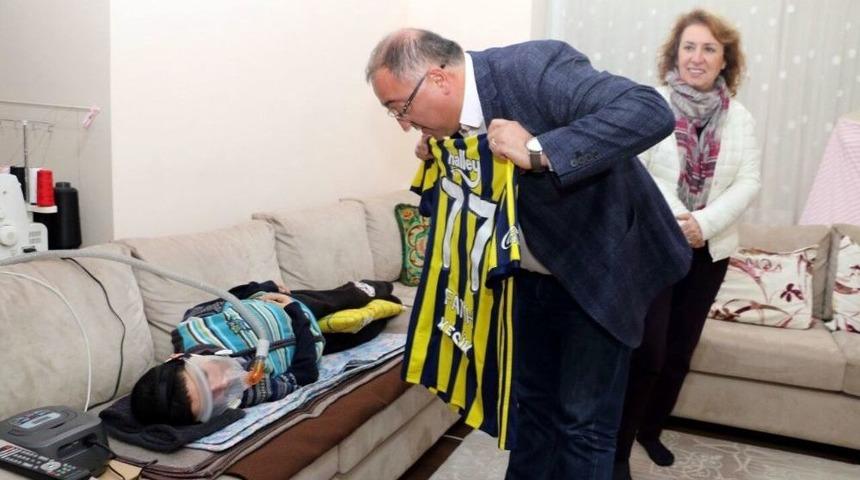 Yatağa Bağlı Gencin En B&uuml;y&uuml;k Hayali Ger&ccedil;ek Oldu