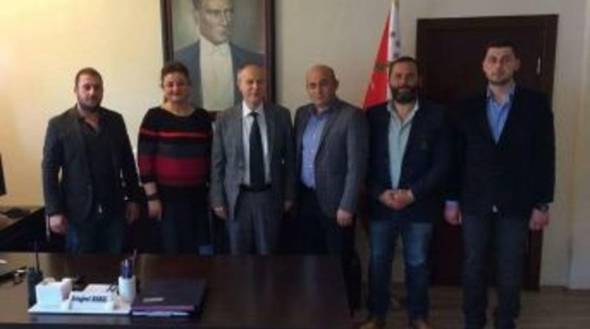 Bilecik Abhaz Derneğinden Bilecik İl Emniyet M&uuml;d&uuml;r&uuml; Namal&rsquo;a Ziyaret