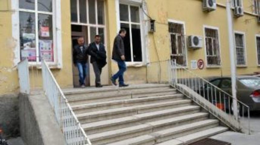 Besni&rsquo;De Fet&ouml;&rsquo;Den 1 &Ouml;ğretmen Tutuklandı