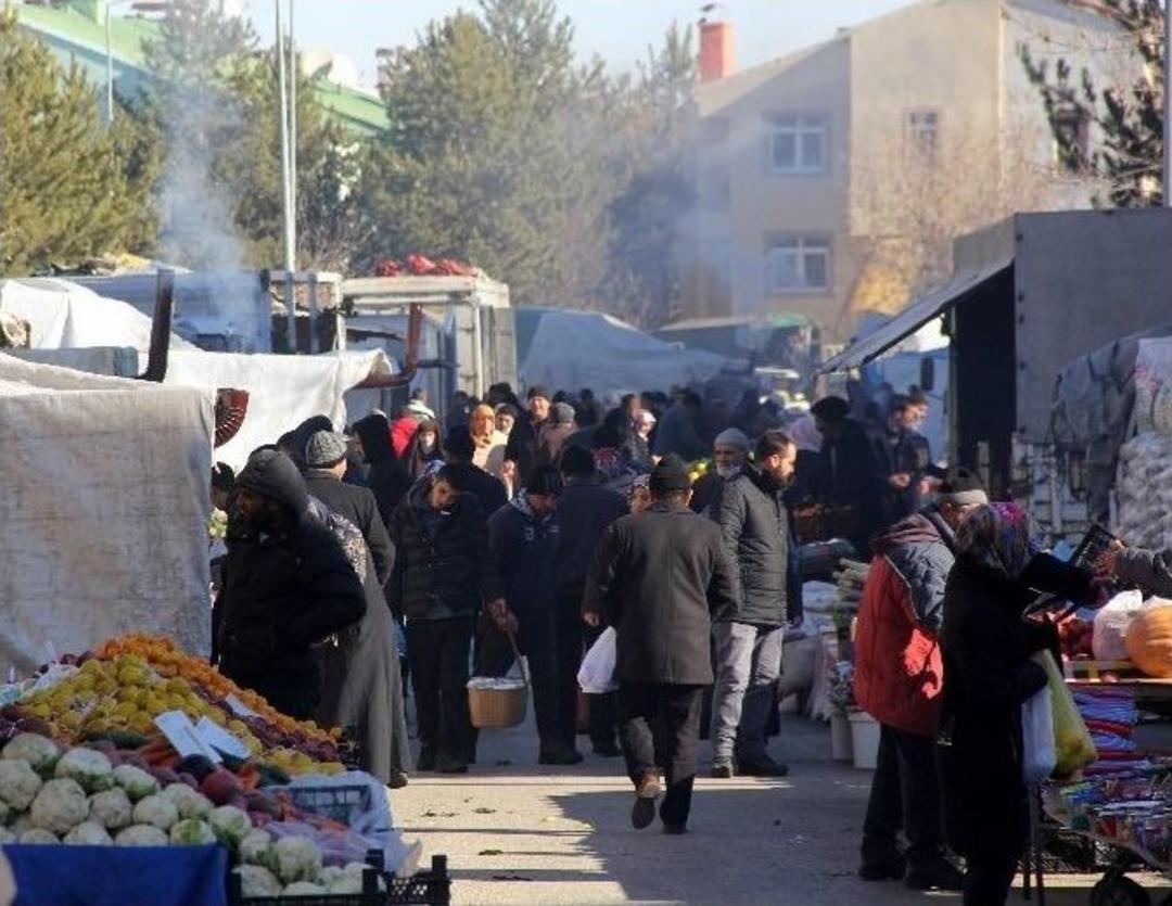Doğu&rsquo;da G&ouml;ller, Dereler Buz Tuttu