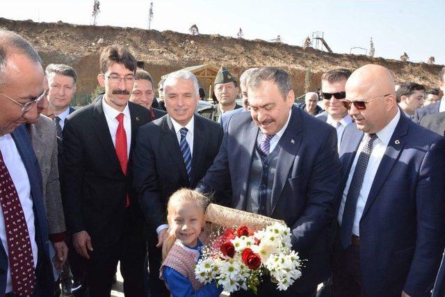 Bakan Eroğlu: “chp Hayırcıların Kayığına Bindi”