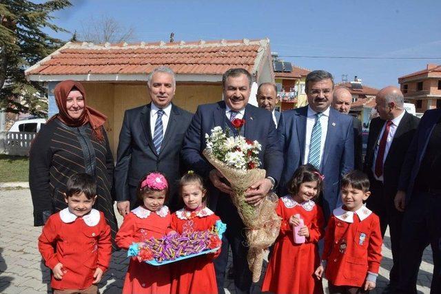 Bakan Eroğlu: “chp Hayırcıların Kayığına Bindi”