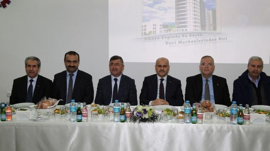 Başkan Akdoğan, İstihdam Kurulu Toplantısına Katıldı