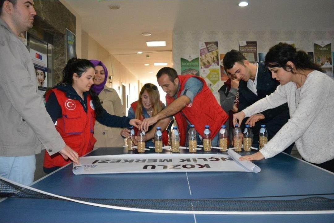 Kozlu Gen&ccedil;lik Merkezi Ve G&ouml;n&uuml;ll&uuml; Gen&ccedil;ler Doğaya Ve Kuşlara Sahip &Ccedil;ıkıyor