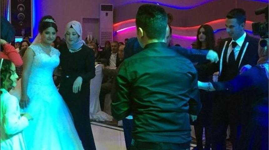 (&ouml;zel Haber) &rsquo;&ccedil;arşaflı&rsquo; Erkek Evlendi