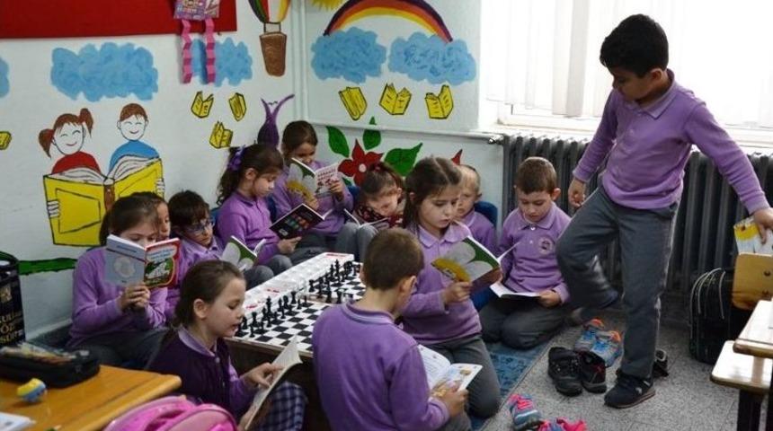 Biga&rsquo;da Neşeli Sınıflar Oluşturuldu