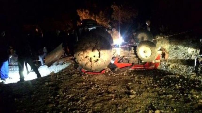 Trakt&ouml;r Altında Kalarak &Ouml;ld&uuml;