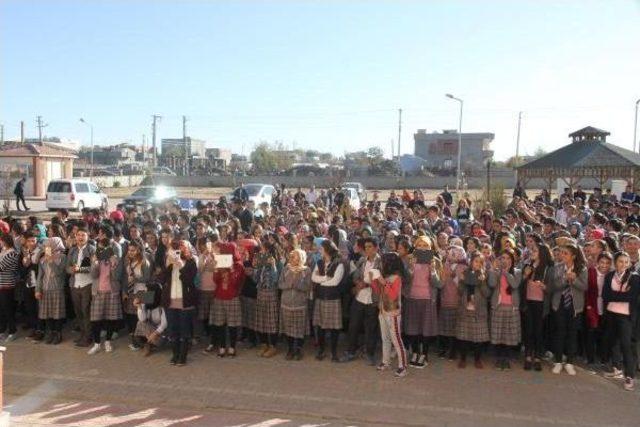 İdilli Öğrencilerden Anlamlı Öğretmenler Günü Hediyesi