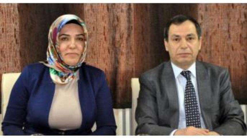 Bitlis Belediyesi'ne Operasyon: Eş Başkanlar Gözaltına Alındı (4)