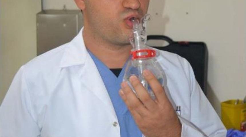 Ses Kısıklığı Şikayetine 'suya Üfleme' Tekniği Ile Çözüm