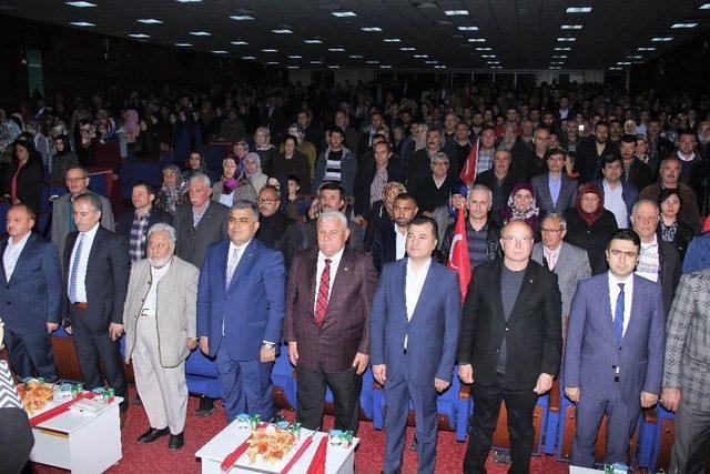 Ereğli’de Yeni Anayasa Ve Cumhurbaşkanlığı Sistemi Konulu Konferans