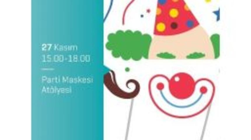 Miniklerden Renkli Parti Maskeleri