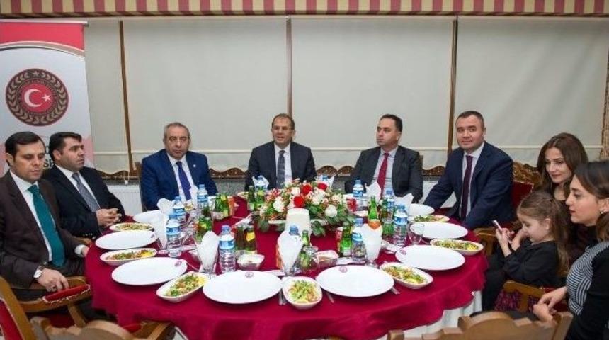 Van&rsquo;da 24 Kasım &Ouml;ğretmenler G&uuml;n&uuml; Etkinliği