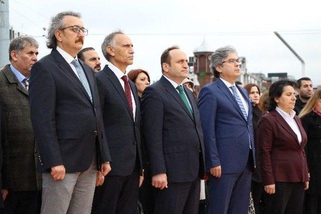 Öğretmenler Günü Taksim’de Kutlandı