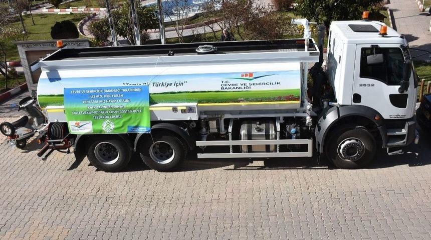 Bakanlıktan Dursunbey&rsquo;e Ara&ccedil; Hibe Edildi