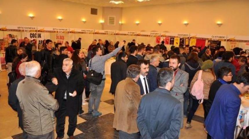 Bartın'da 20'nci Kitap Fuarı A&ccedil;ıldı