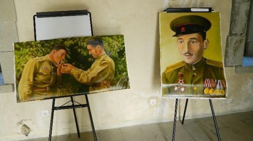 Yıllar Sonra Vatanında Sergi A&ccedil;tı