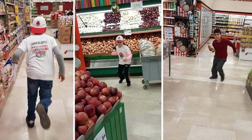 İngilizce Alışveriş Oyunu İle Markette Yarıştılar