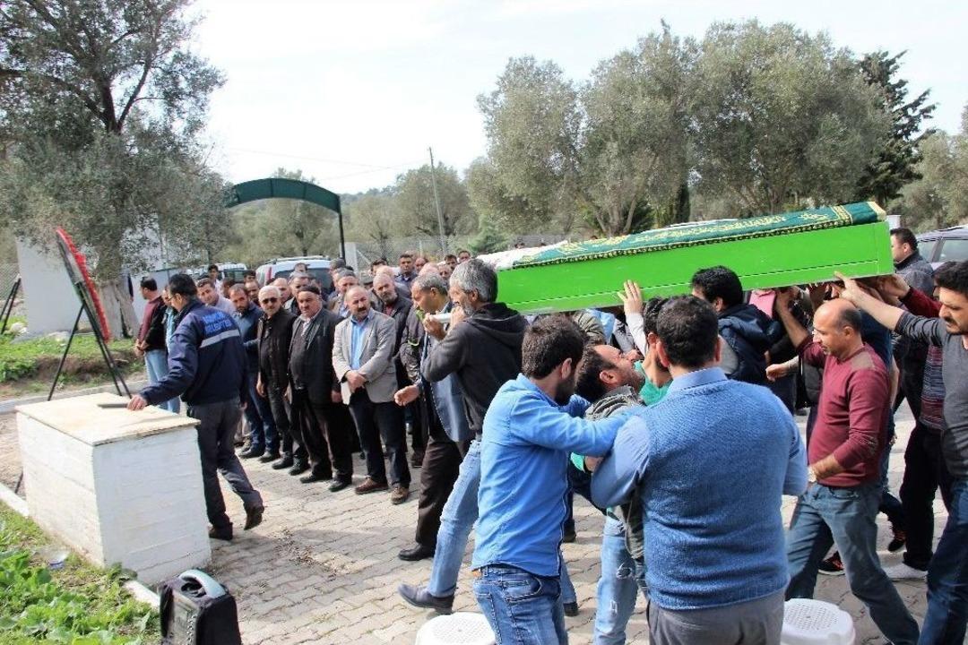 Hasret İ&ccedil;in G&ouml;zyaşları Sel Oldu