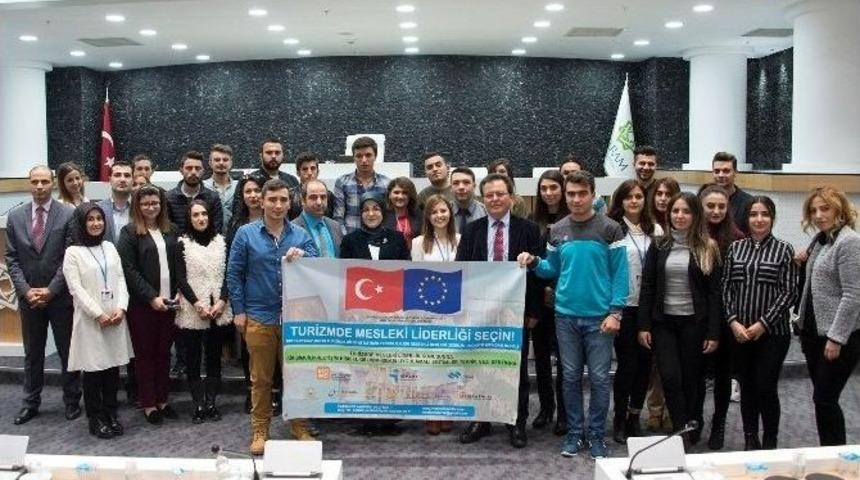 Gen&ccedil; Turizmcilerden Başkan Toru&rsquo;ya Ziyaret