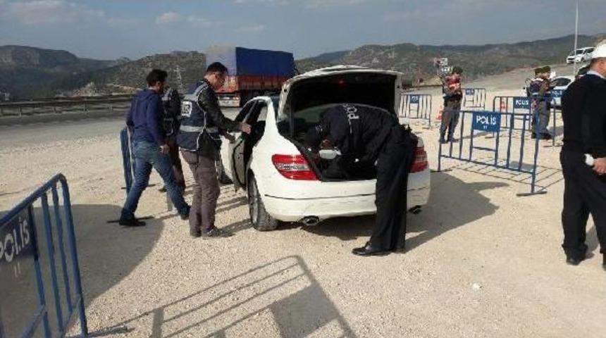 Bilecik'te Polis Ve Jandarmanın Ortak Yol Uygulaması