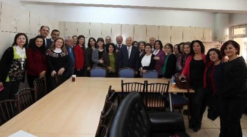 Yenimahalle Belediye Başkanı Yaşar &Ouml;ğretmenlerle Buluştu