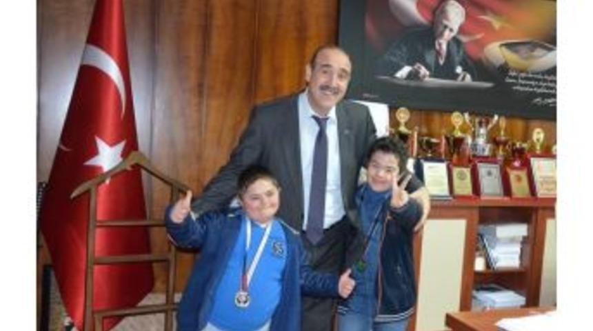 &Ouml;zel Sporcular İ&ccedil;in Yardımcı Antren&ouml;r Yetiştirme Kursu A&ccedil;ılacak