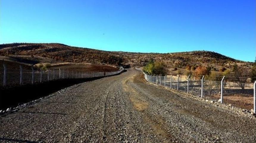 P&uuml;t&uuml;rge&rsquo;de, 8 Mahallenin Ulaşımı Sağlanacağı K&ouml;pr&uuml; Tamamlandı