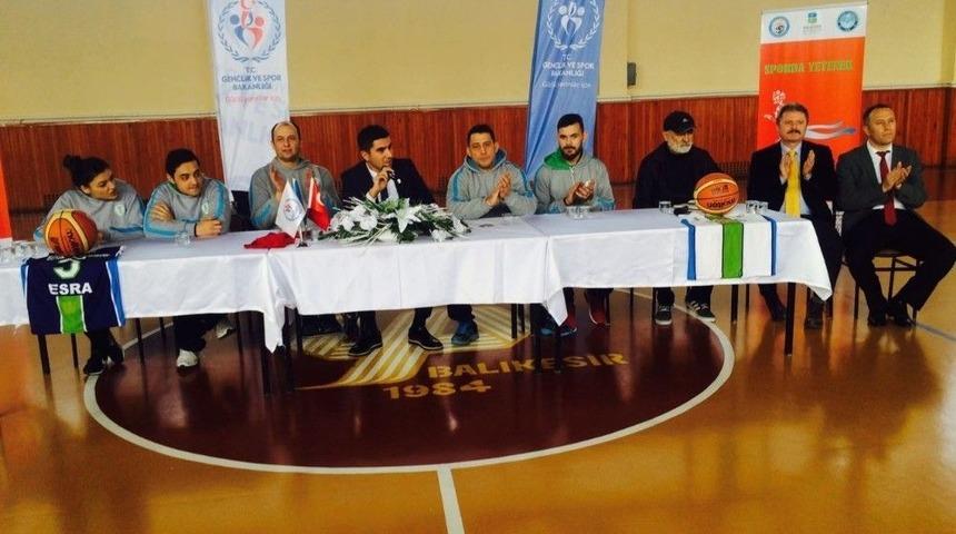 Syal’de Basketbol Konuşuldu