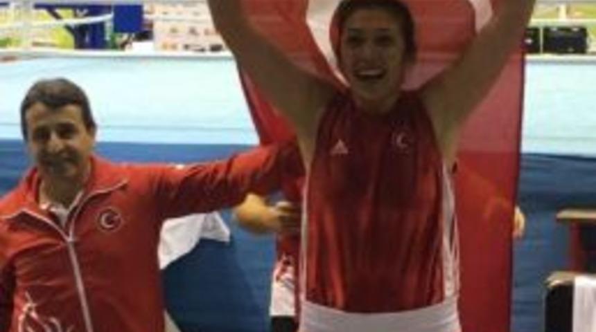 Milli Boksör Elif Güneri Avrupa Şampiyonu Oldu