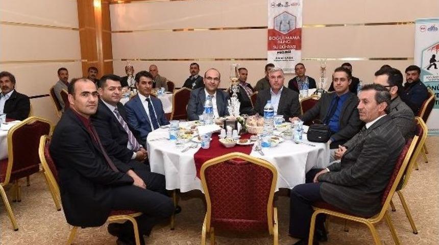 B&uuml;y&uuml;kşehir Belediyesi Tarafından 160 G&ouml;n&uuml;ll&uuml;ye İtfaiyecilik Eğitimi Verdi