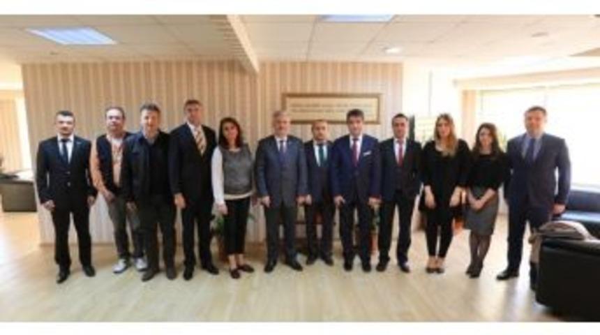 Mimarlar Ve İnşaat M&uuml;hendislerinden Başkan Vekili &Ouml;zak&rsquo;a Ziyaret