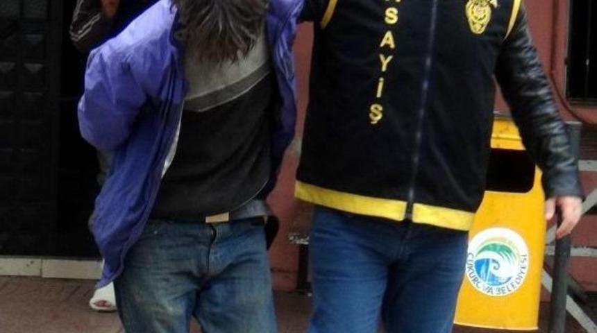 Kumaşları Kamyonete Y&uuml;kleyip &Ccedil;aldılar