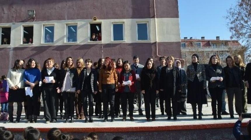 &Ouml;ğretmenler S&ouml;yledi, Veli Ve &Ouml;ğrenciler Dinledi