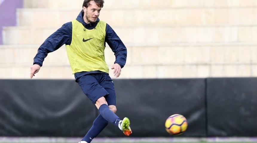 Osmanlısporlu Futbolcular Fenerbah&ccedil;e Ma&ccedil;ı &Ouml;ncesi İddialı