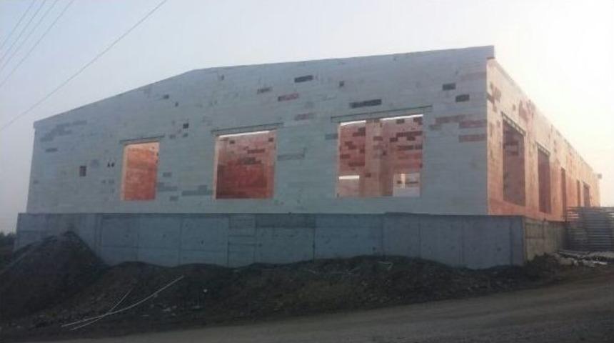 Bir D&uuml;ğ&uuml;n Salonu Da Avşar&rsquo;a