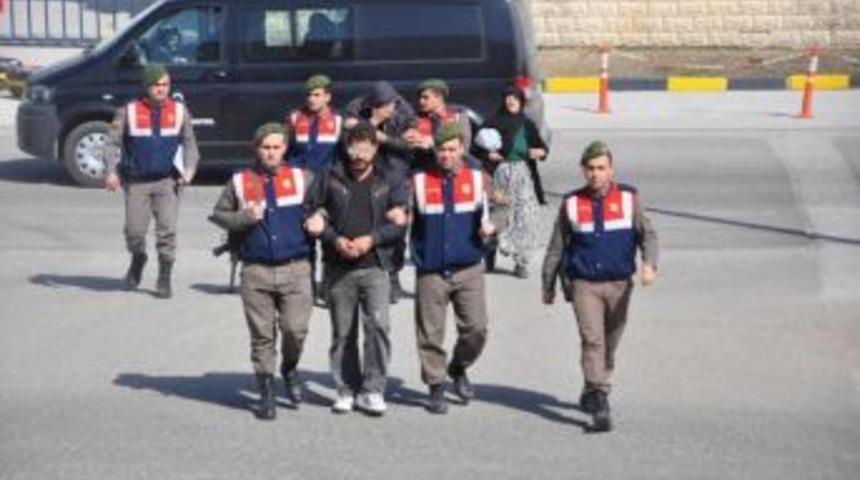 Boz&uuml;y&uuml;k&rsquo;te Hırsızlık Ş&uuml;phelileri Yakalandı