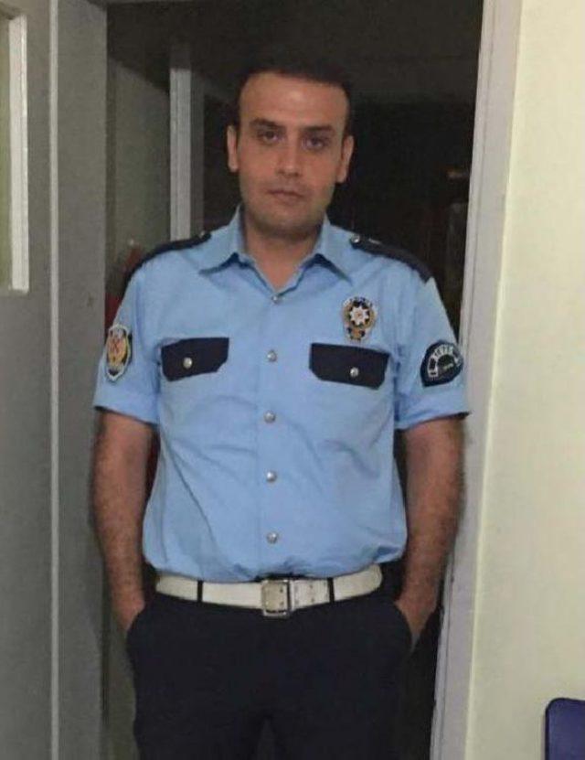 Polisin Kazayla Vurduğu Istasyon Görevlisi Öldü