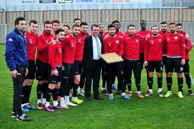 Başkan Taşçı’dan Samsunspor’a Baklava Dopingi