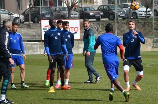 Kardemir Karab&uuml;kspor da Hedef Trabzon dan Puanla D&ouml;nmek 3