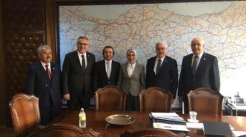 Milletvekili Y&uuml;ksel&rsquo;den İhale M&uuml;jdesi