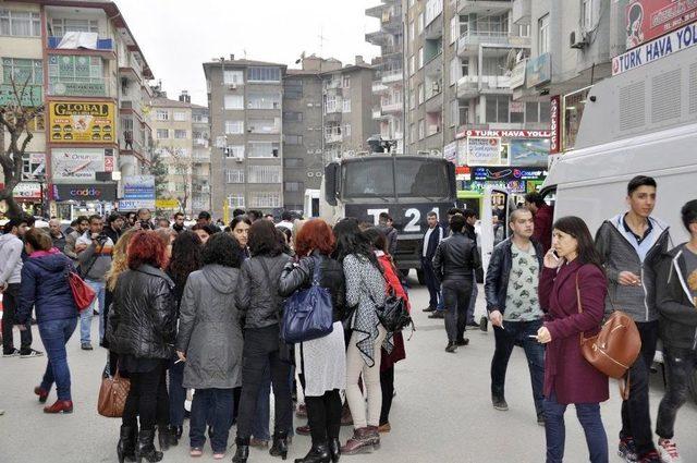 Basın Açıklamasına ‘pankart’ Müdahalesi: 4 Gözaltı