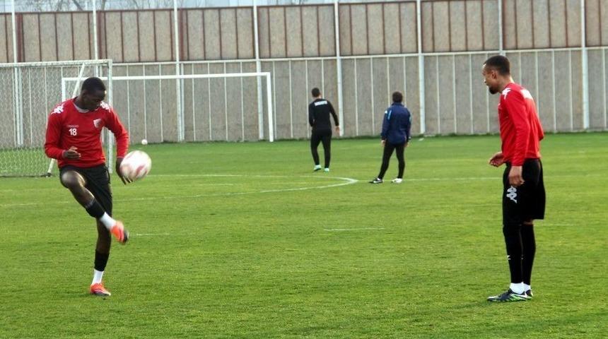 Samsunsporlu Futbolcular İlerisi İ&ccedil;in Umutlu