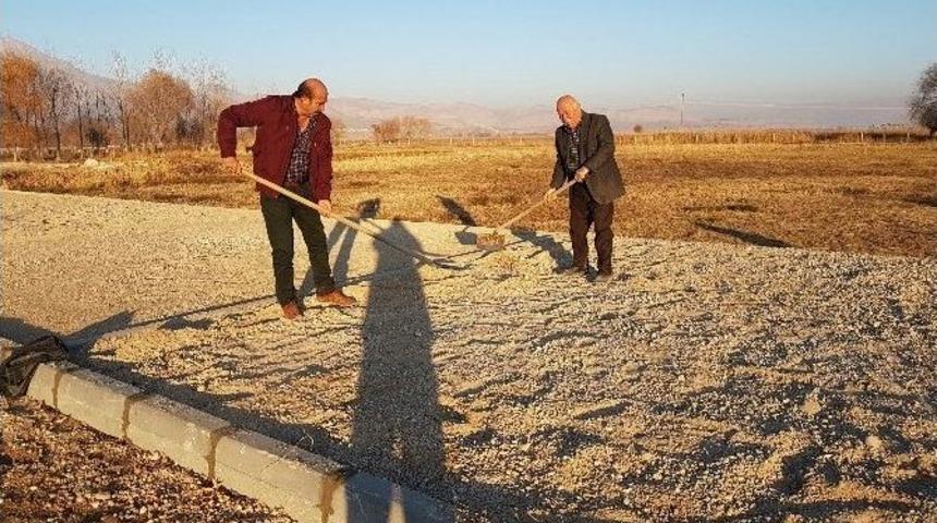 Sultan Sazlığı&rsquo;na Yeni Kamelyalar Yapılıyor