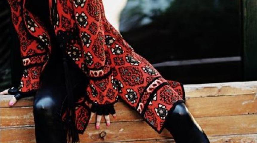 Ünlü Sanatçı Çocuklar Için Sahnelere Dönüyor