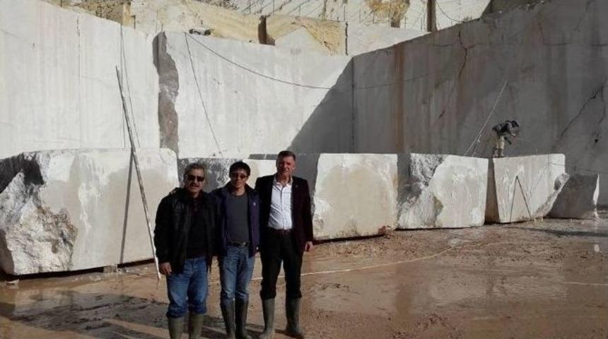 Başkan Duymuş&rsquo;tan Mermer Taş Ocağında İnceleme