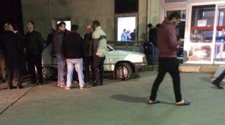 Ak Parti Kocaali İl&ccedil;e Gen&ccedil;lik Kolları Başkanı Silahlı Saldırıya Uğradı