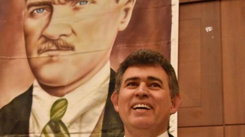 Metin Feyzioğlu: Yazdıkları Anayasa Değişikliğini Bilmiyorlar
