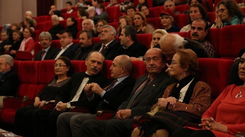 T&uuml;rk Halk M&uuml;ziğinin 3 Dev İsmi B&uuml;y&uuml;k&ccedil;ekmece&rsquo;de Bir Araya Geldi