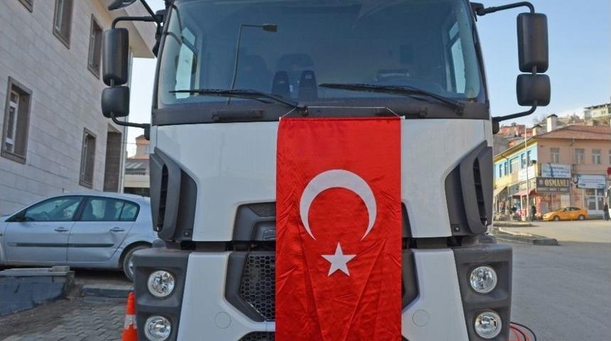 B&uuml;nyan Belediyesi Ara&ccedil; Filosuna Yeni Bir &Ccedil;&ouml;p Kamyonu Daha Ekledi